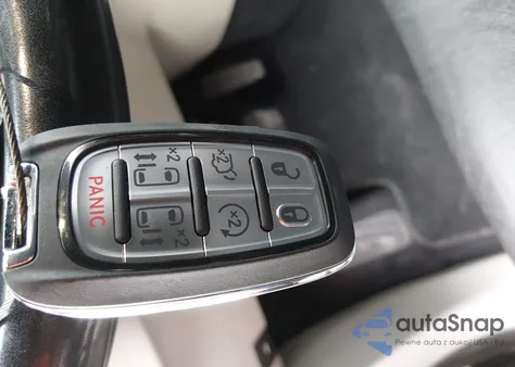 2021 Chrysler Pacifica Hybrid Touring L из США, поврежденный, VIN 2C4RC1L73MR603209